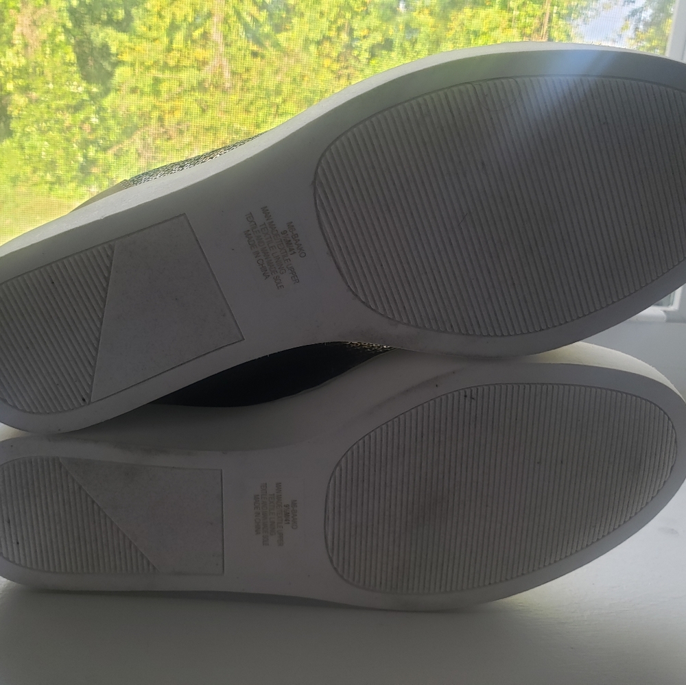 Shoe - Picture 5 of 5